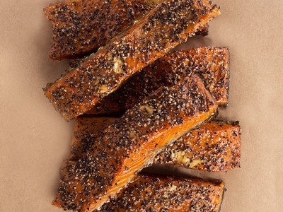 Smoked Salmon (Black Pepper)